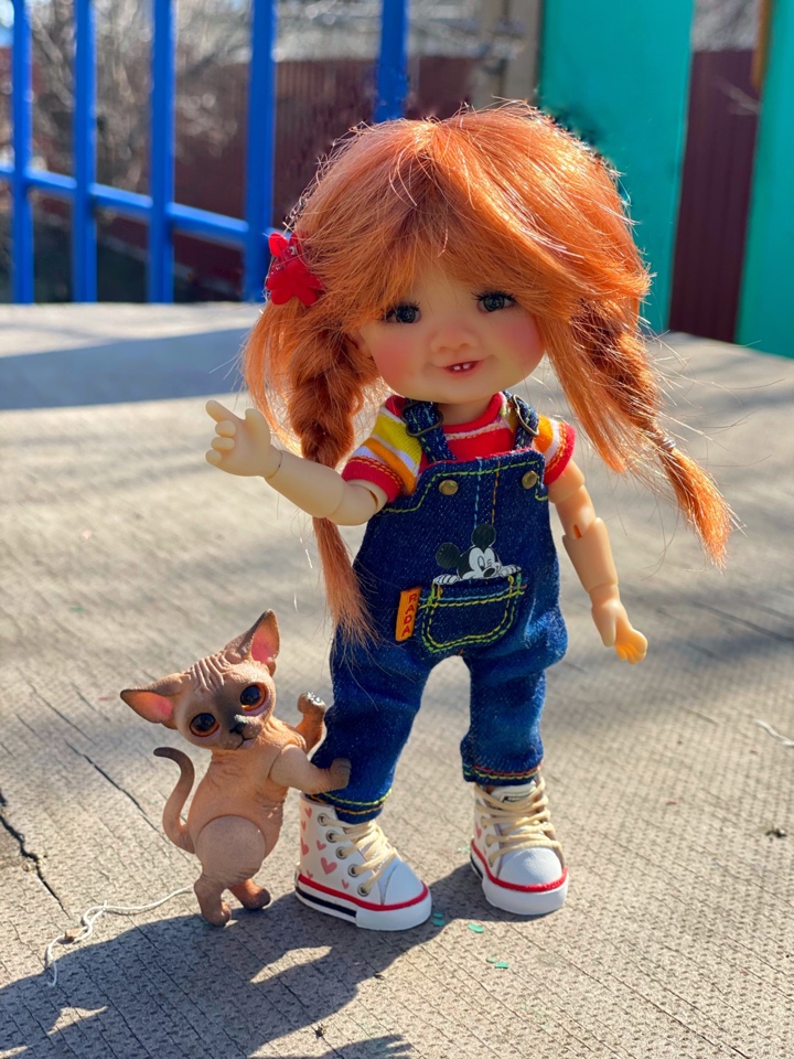 Стоят девчонки... стоят в сторонке. Meadow dolls