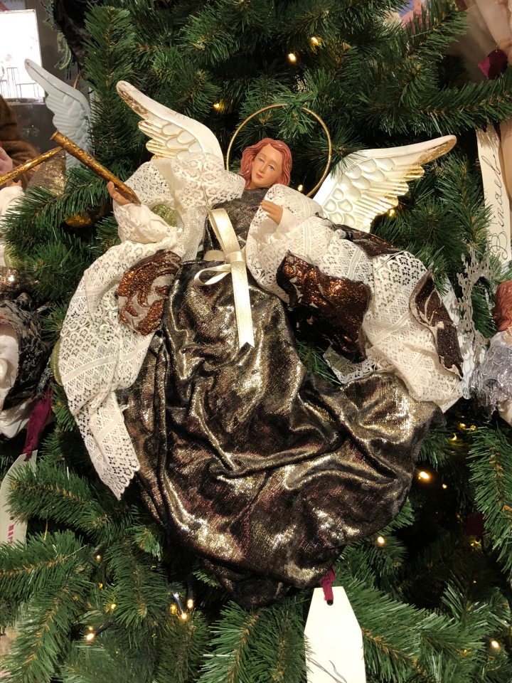 Москва предновогодняя... выставка новогодних елок в ГУМе - очень красиво