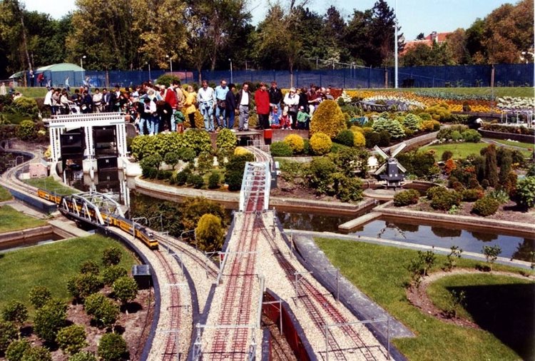 Парк миниатюр Madurodam Голландия
