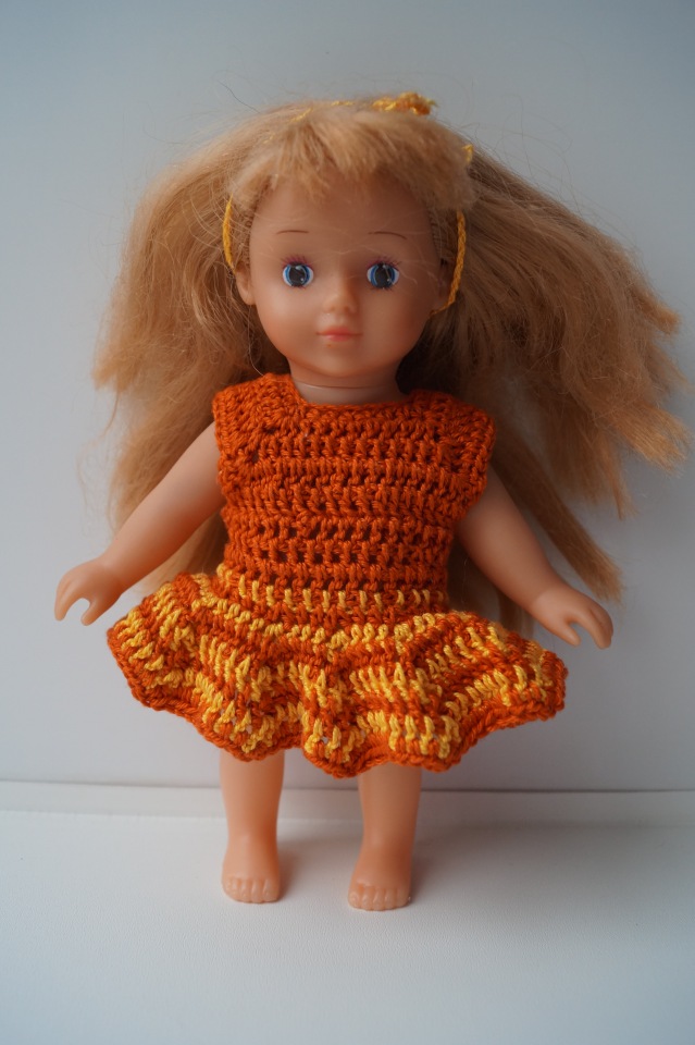 Первая выписка ноября. Починка шейного крепления у Братц, утерянная кисть восстановлена, как привести в порядок фабричную