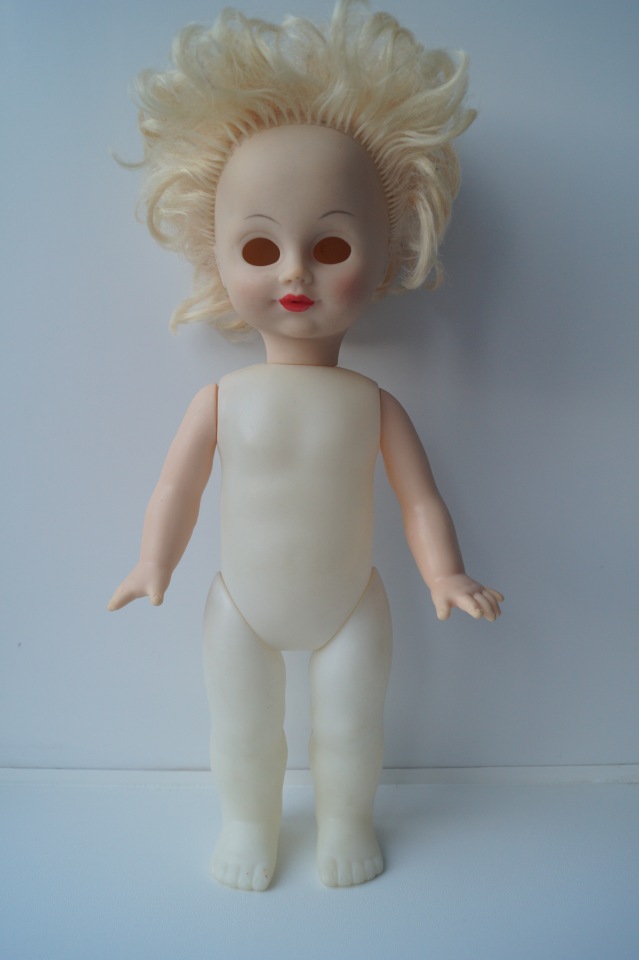 Третья выписка декабря. Ещё одна ёлочка здорова! Как починить шейное крепление кукломужчины (мои ошибки и способы их