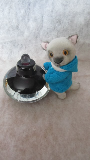 Попутные увлечения ( парфюмерные бутылочки)