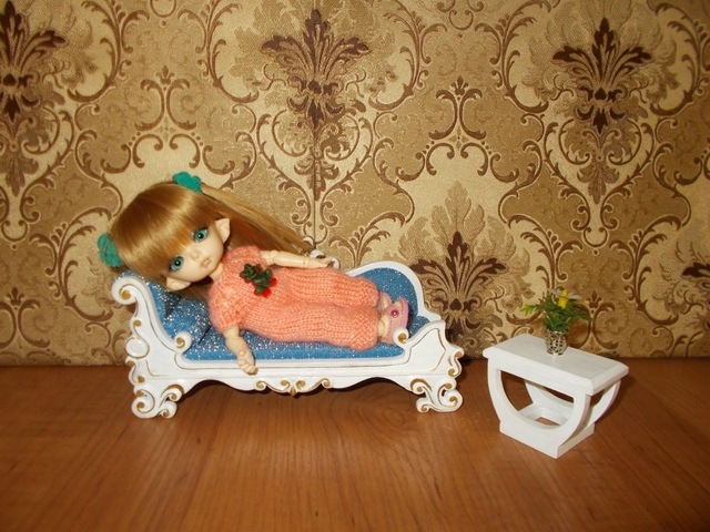 Эксклюзивный диванчик для кукол Бжд от 13 до 15 см (фото 7)