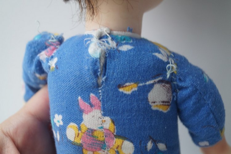 Четвёртая выписка октября. Лечим глазки советской кукле. Мишутка из 90-х стал как новенький! Четыре Барби обрели головы