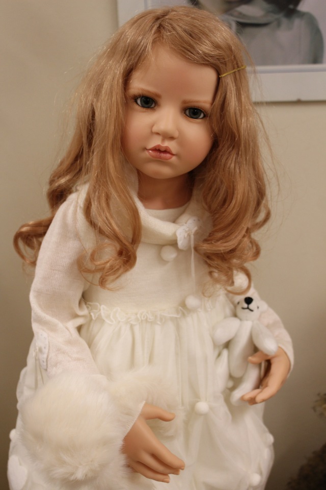 Рождественская встреча в магазине/клубе коллекционных кукол