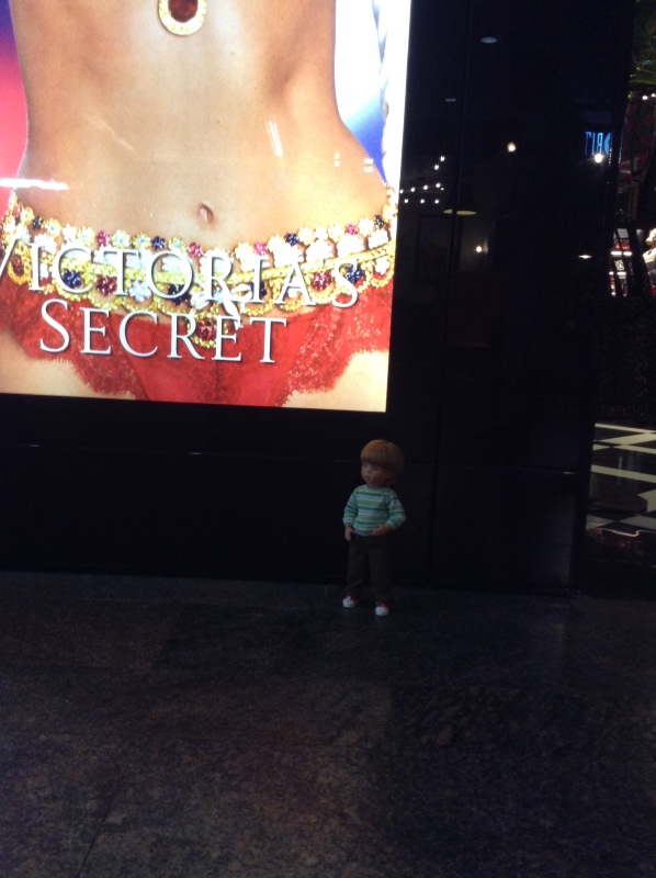 Путешествие Минуш в Испанию. Каталония. Ч.1. Рассвет над облаками. О-ла, Барселона (фото 3)