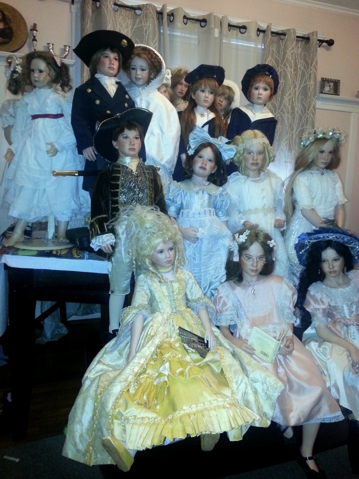 История о том, как я поставила кукол в витрину. Проект "За стеклом"