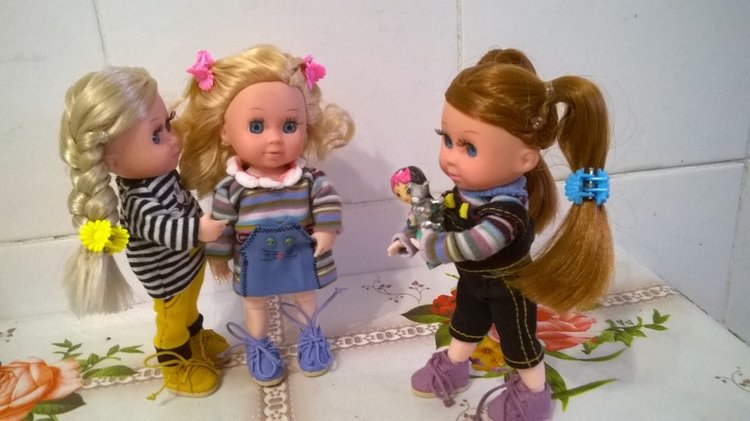 Три сестры. Почти по Чехову