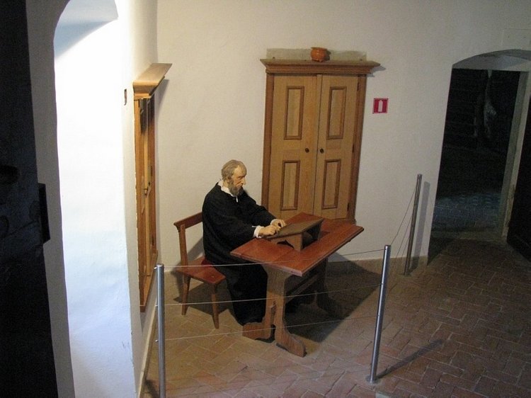 Незабываемая экскурсия по Словении: Постойная Яма и Предъямский замок