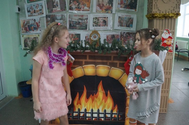 Новогодние костюмы для детей. Пеннивайз. Эльф