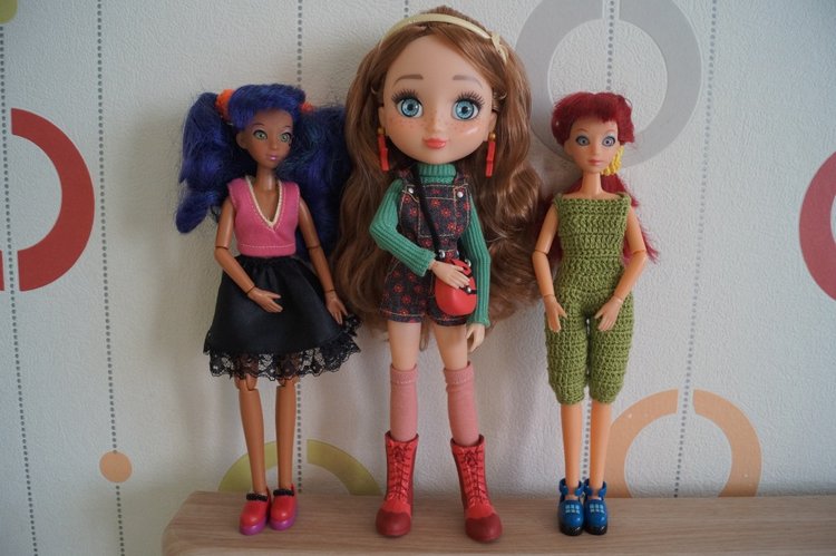 Привет, я Вика! Куклы из серии "Модный шопинг"