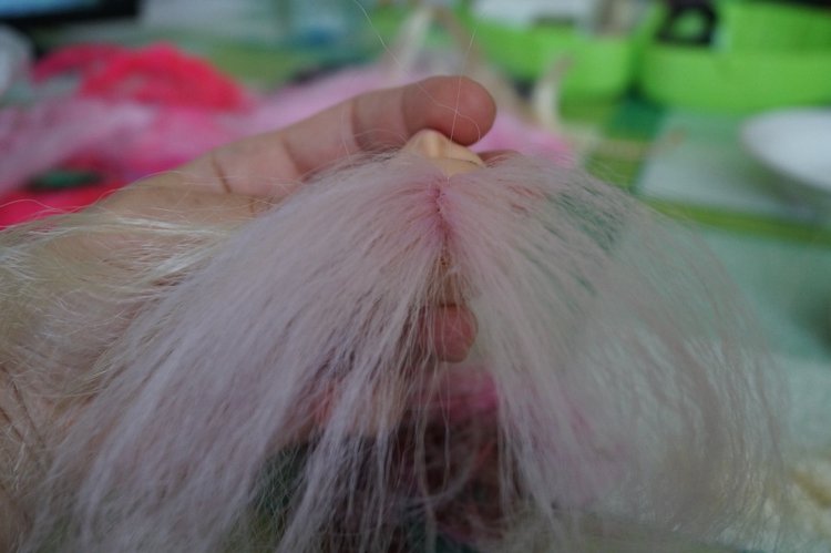 Четвёртая выписка февраля, которой могло не быть. Как заузить отверстие в шее советской куклы, чтобы голова не проваливалась