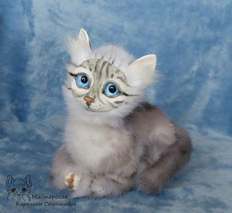 Невские Маскарадные коты серебристого окраса и Совята