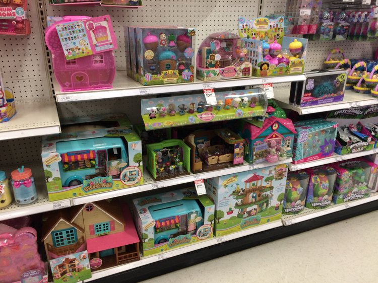 А не пройтись ли нам по магазинам? универмаг Target, детский отдел