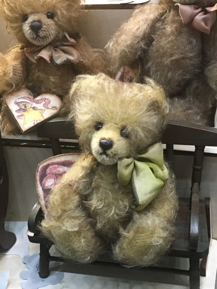 Апрель 2018 - выставка на Тишинке - так ее увидела я - окончание