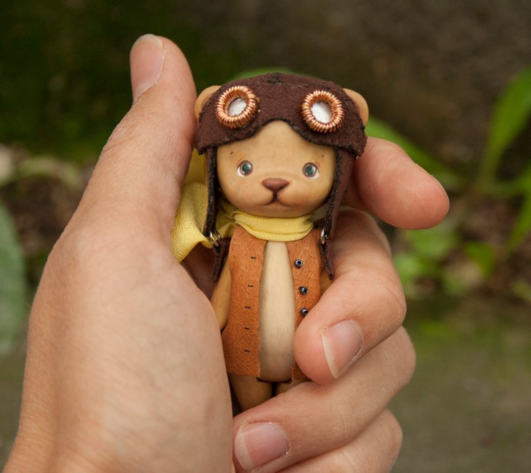 Деревянный мишка авиатор — Авторские игрушки из дерева: резьба (фото 10)