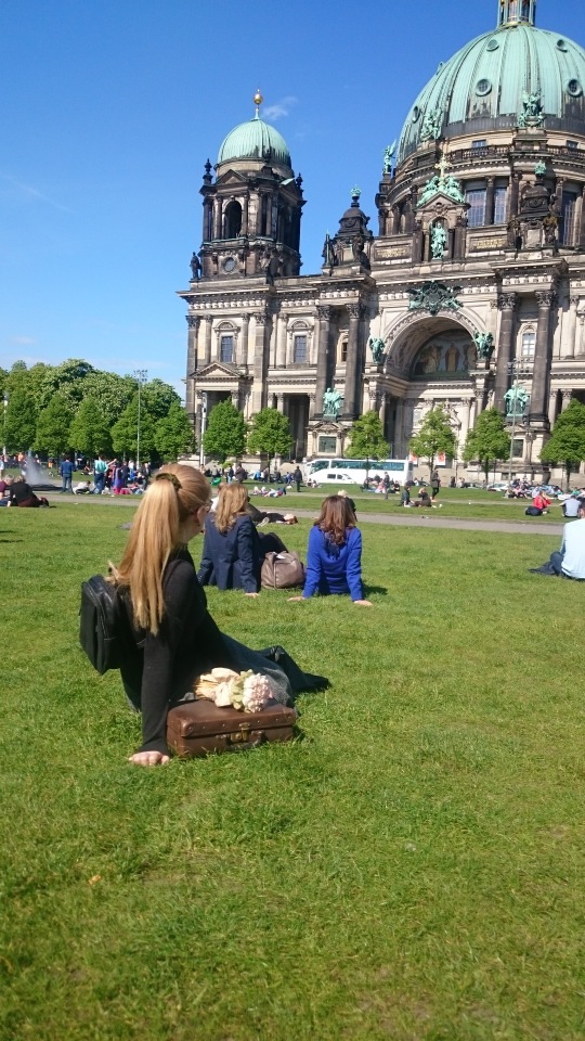 Спасибо Вам за смелость и отвагу, за небо мирное над головой