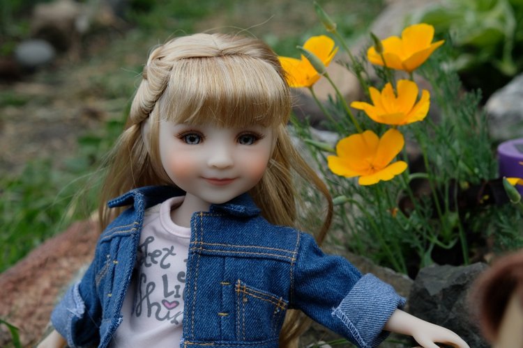 Прогулки с Сарой и Беллой RubiRed Galleria/Effner