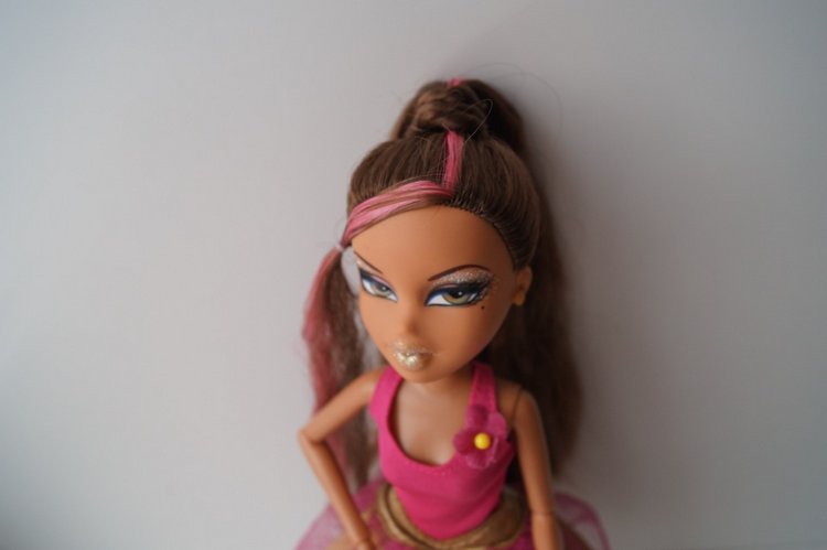 Первая выписка марта. Чебурашка здоров, Братц из серии Sea Stunnerz обрела сменные ножки