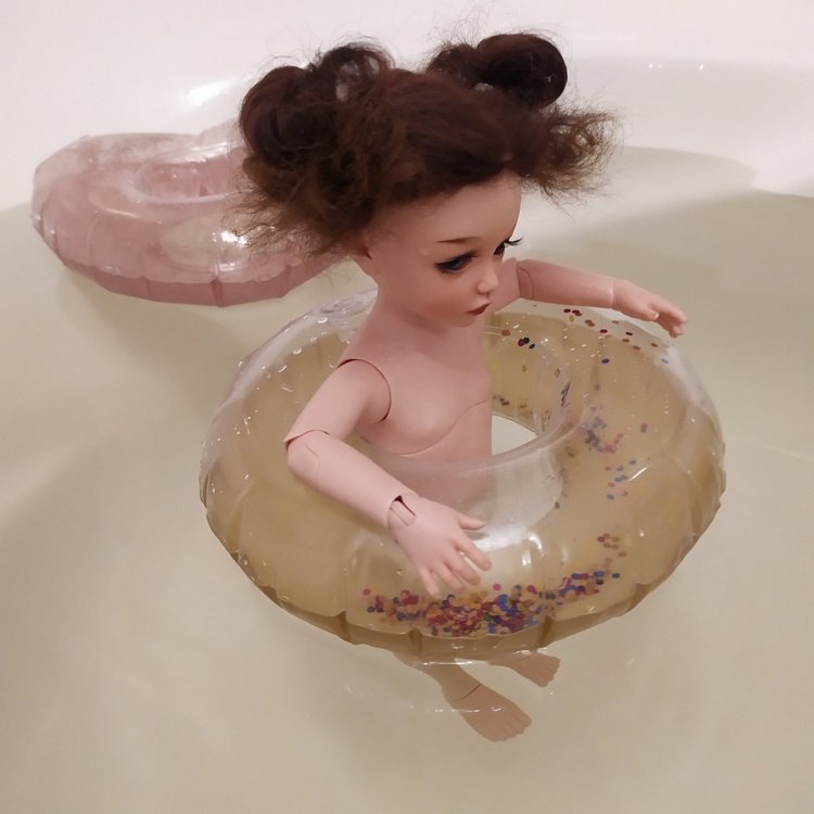 Как мы догоняли лето или примерка кругов для бассейна моей Боночкой (фото 5)