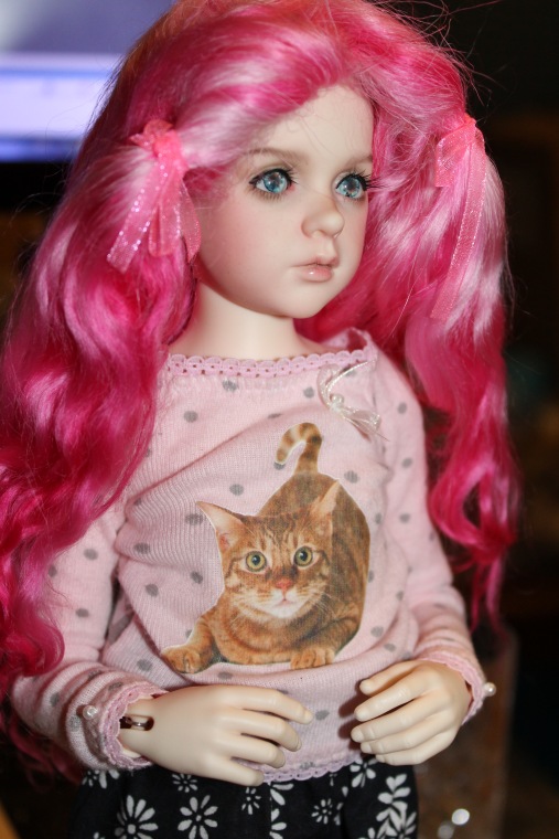 Вечерний сад. Розочка в пижамке