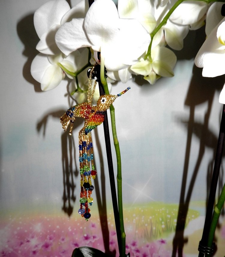 Колибри из бисера — Вышивка крестиком