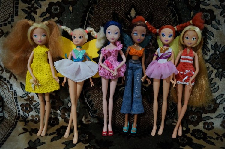 Первая выписка марта. Чебурашка здоров, Братц из серии Sea Stunnerz обрела сменные ножки