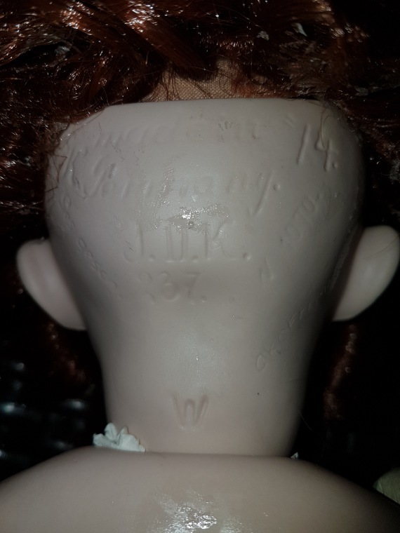 Большая коллекция Винтажных реплик с антикварных кукол