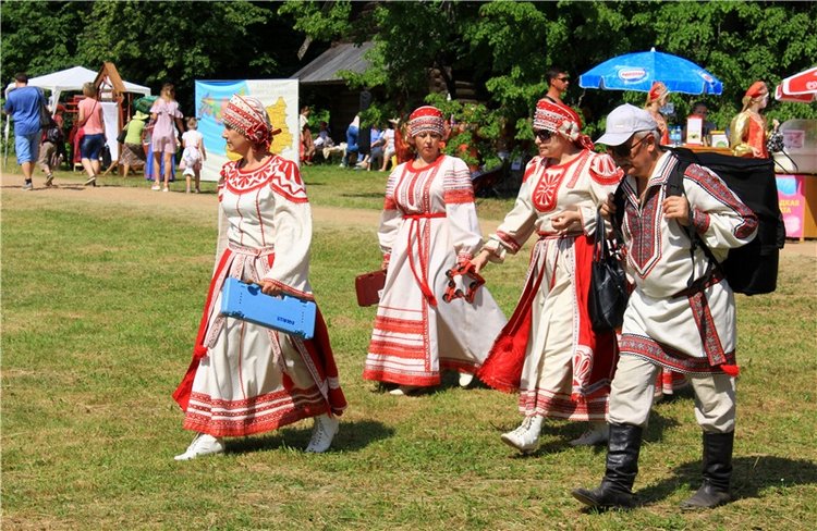 "Троицкие гуляния" в Василёво, 2019 год, заключительная часть. Архитектурно-этнографический музей под открытым небом Василёво