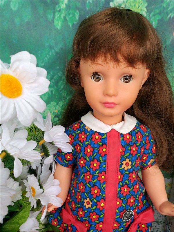 Две сестрички, две близняшки, никакие не двойняшки