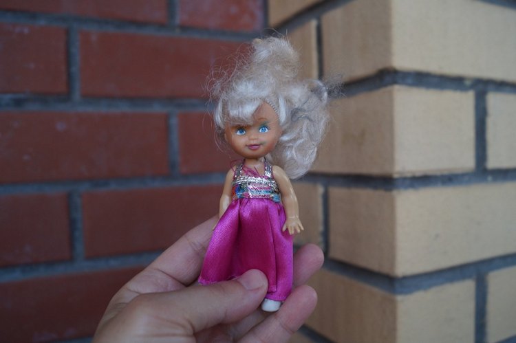 Куклы с разным состояние здоровья долго стояли в очередь у дверей кукольной лечебницы | Бэйбики Куклы с разным состояние здоровья долго стояли в очередь у дверей кукольной лечебницы