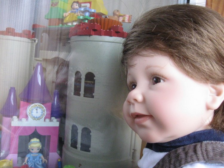 Было нас двое близнецов когда-то