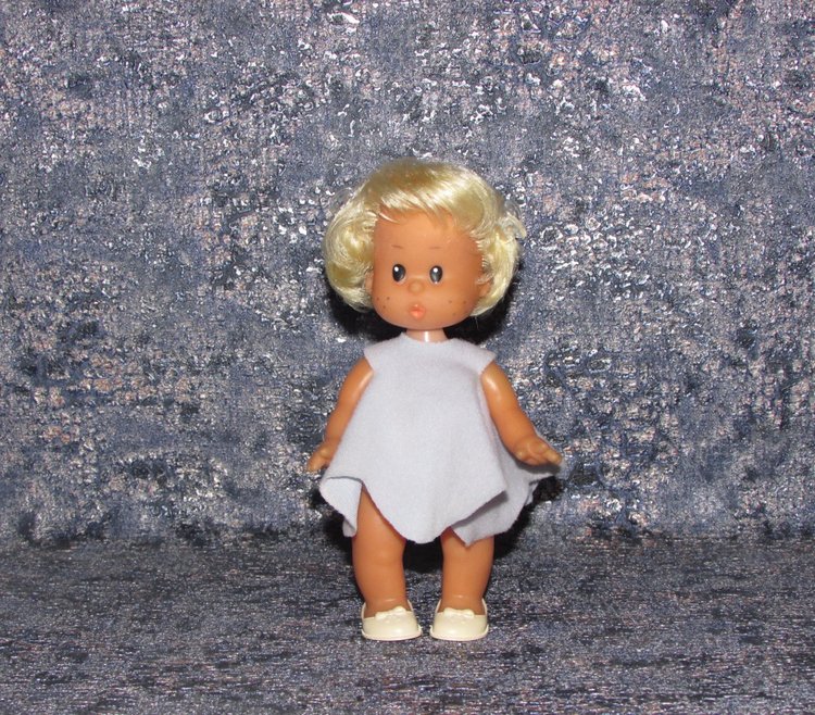 Моя новая девочка Ева и её друзья (куколки ГДР Werk Schalkau-косолапки)