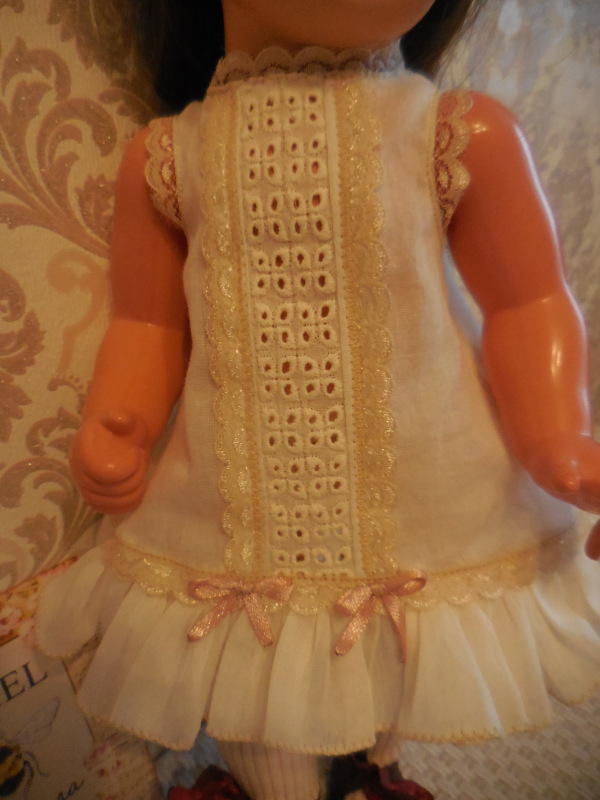 Юная фройляйн и непослушные косички