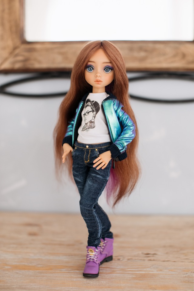 Эмили собрались на Весенний бал кукол