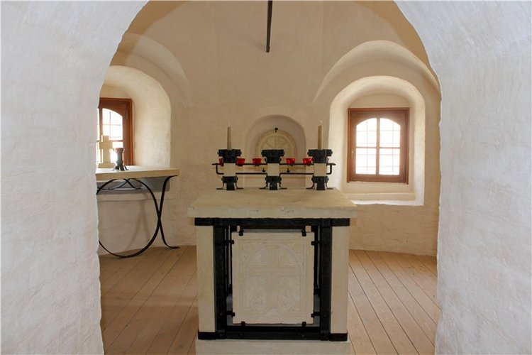 Накануне Светлого Праздника Пасхи. Старица, Свято-Успенский монастырь