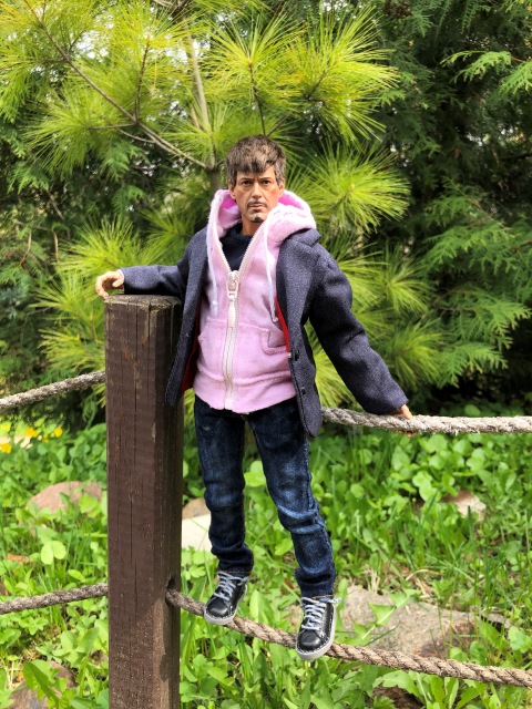 Тони Старк: приключения без брони. Был месяц май, половина первая (фото 9)