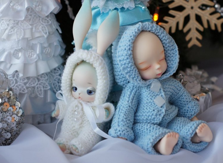 Зайка беленький под елочкой сидел... Dollzone Rabbit Senna