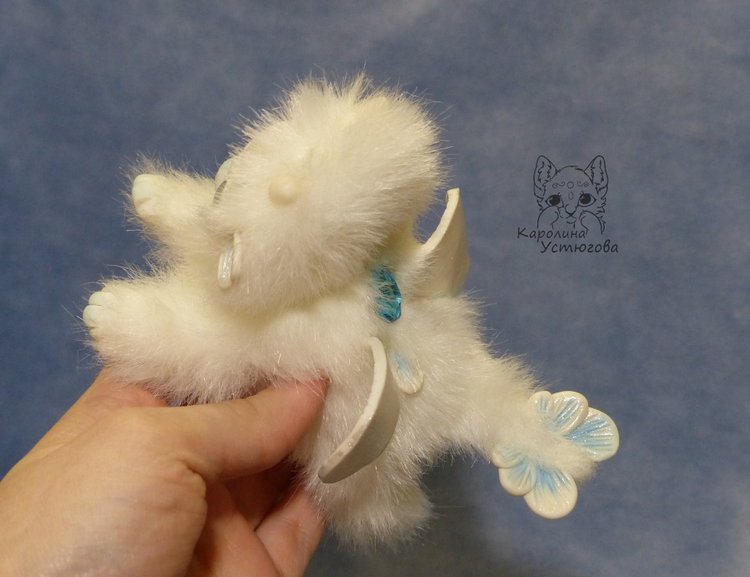 Дракончик стихии воздуха — Игрушки в смешанной технике (мех и глина): Арт