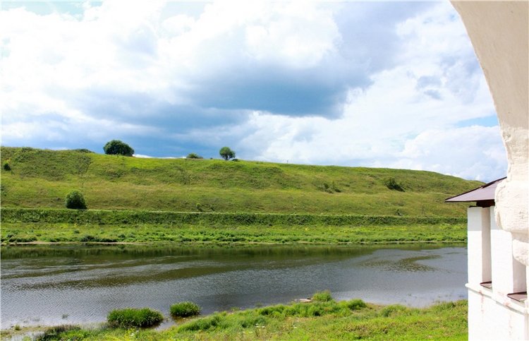 Любимая Старица. Свято-Успенский мужской монастырь