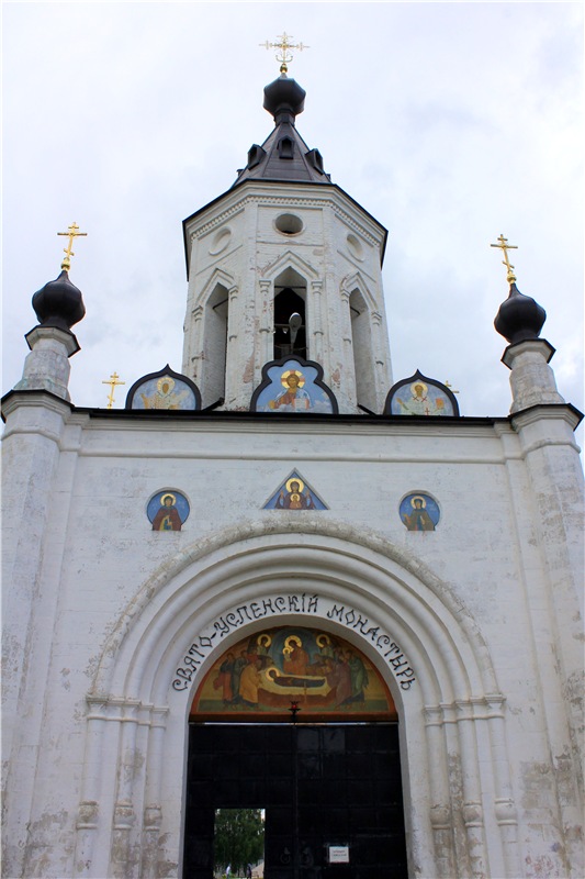 Любимая Старица. Свято-Успенский мужской монастырь