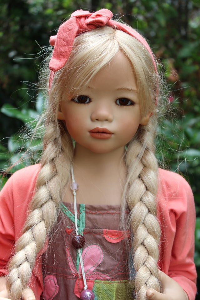 Две сестрички, две Анны Лу - часть вторая. Оранжевый бум