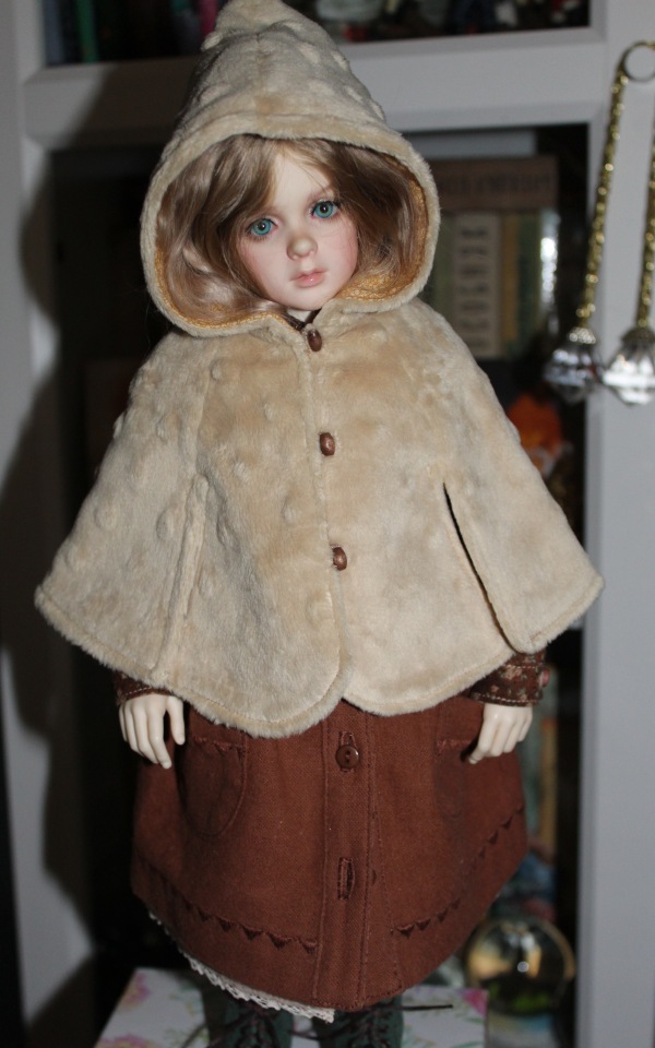 Новый наряд Розочки и прогулка в саду