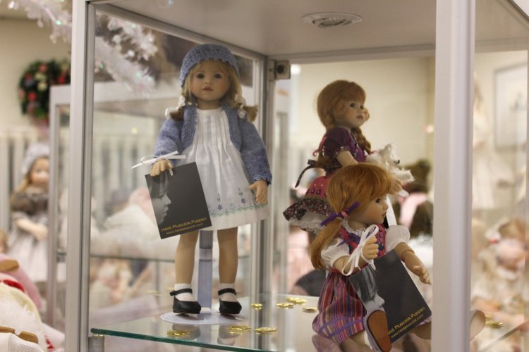 Наша зимняя встреча в магазине/клубе коллекционных кукол в Голландии