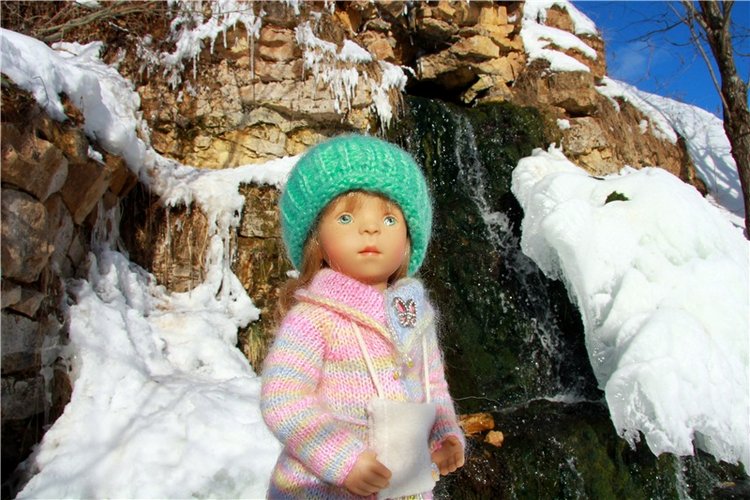 Зимняя прогулка Сони. Уникальная кукла от Сильвии Наттерер