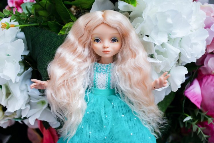 Сестры Эшли и Эйприл для Весеннего бала Кукол