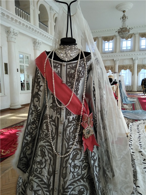 Выставка костюмов к фильму " Матильда" (фото 10)