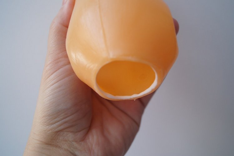 Четвёртая выписка февраля, которой могло не быть. Как заузить отверстие в шее советской куклы, чтобы голова не проваливалась