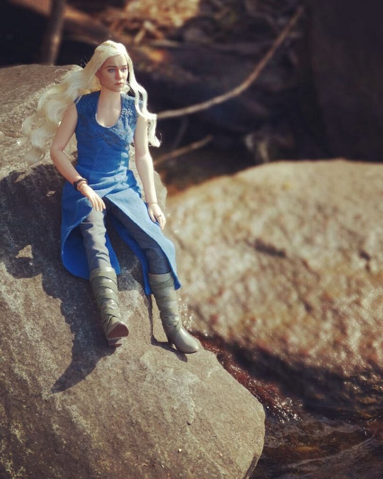 Ещё немного Дейнерис. Экшен-кукла Daenerys от ThreeZero