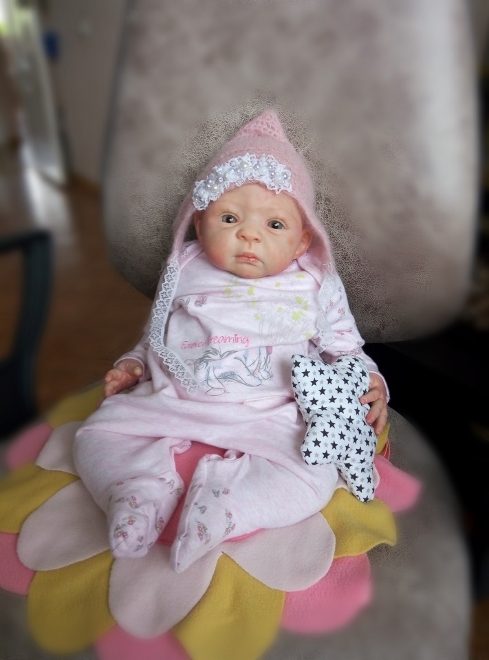 Малышка реборн Kandy скульптор Sebilla Bos (фото 2)